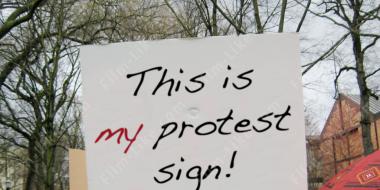 знак протеста
