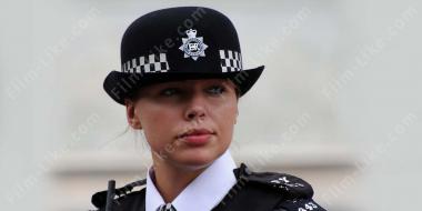 женщина-полицейский