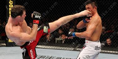 пнутый в лицо